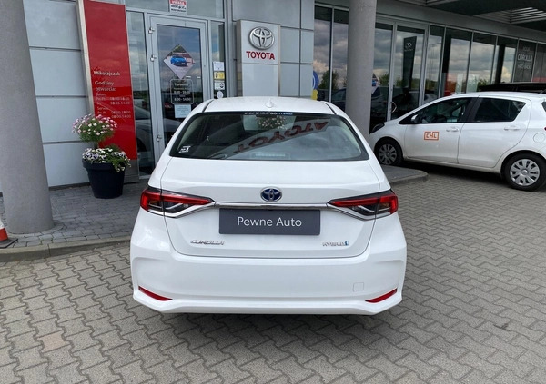 Toyota Corolla cena 89900 przebieg: 97504, rok produkcji 2022 z Sępólno Krajeńskie małe 211